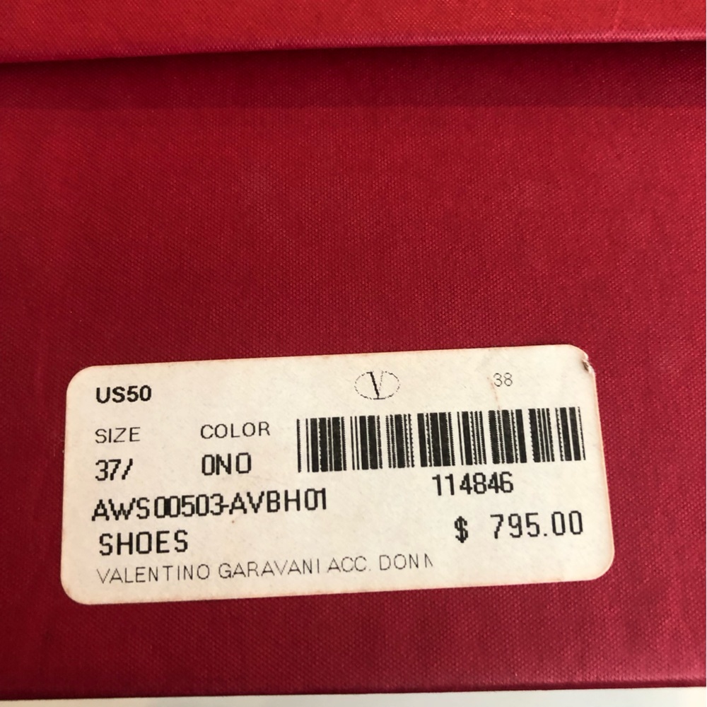 Valentino Black Rockstud D'Orsay Pumps NEW 7.5 - Picture 9 of 14